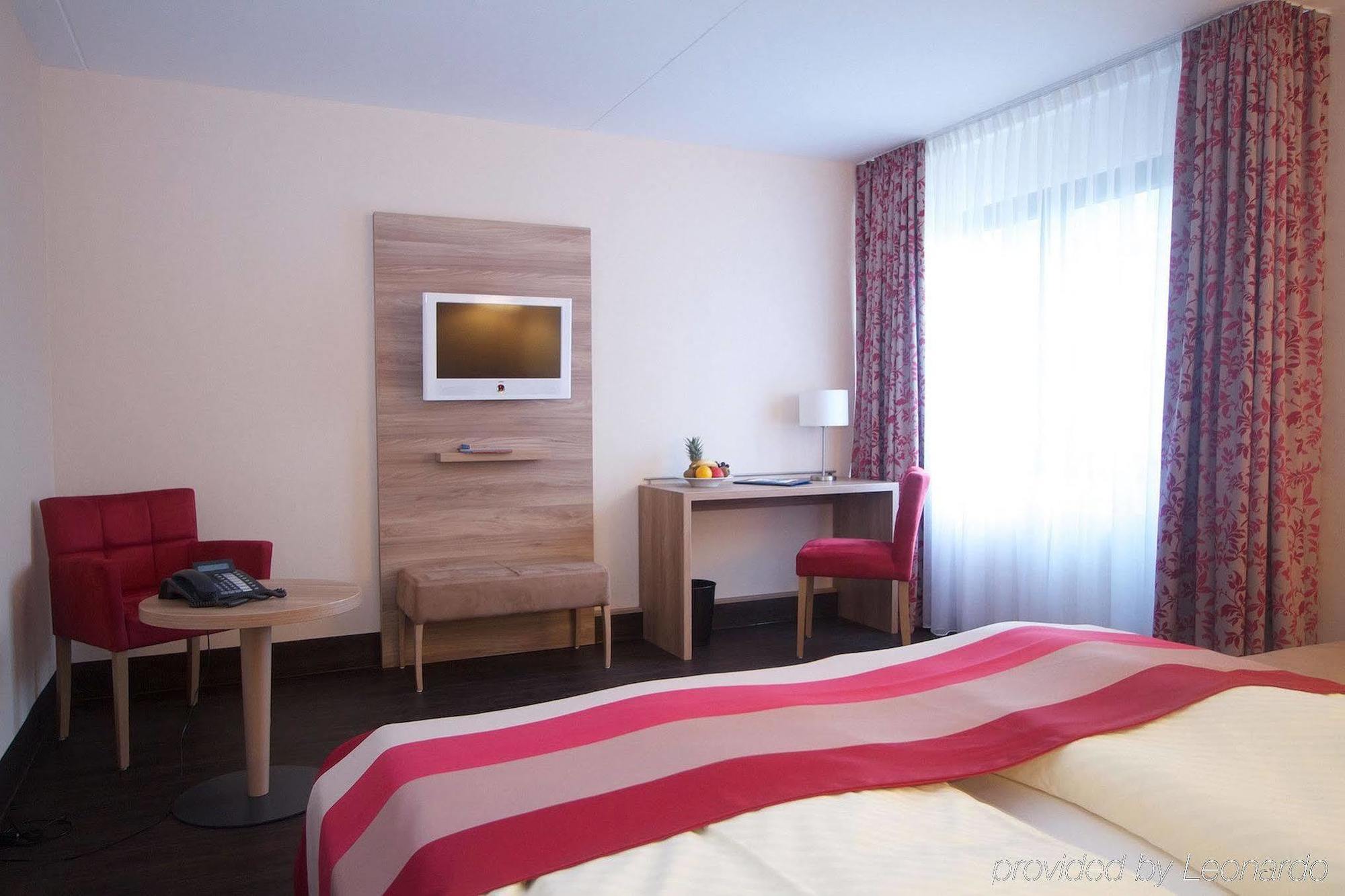 Hotel Rheinterrasse Benrath Düsseldorf Esterno foto